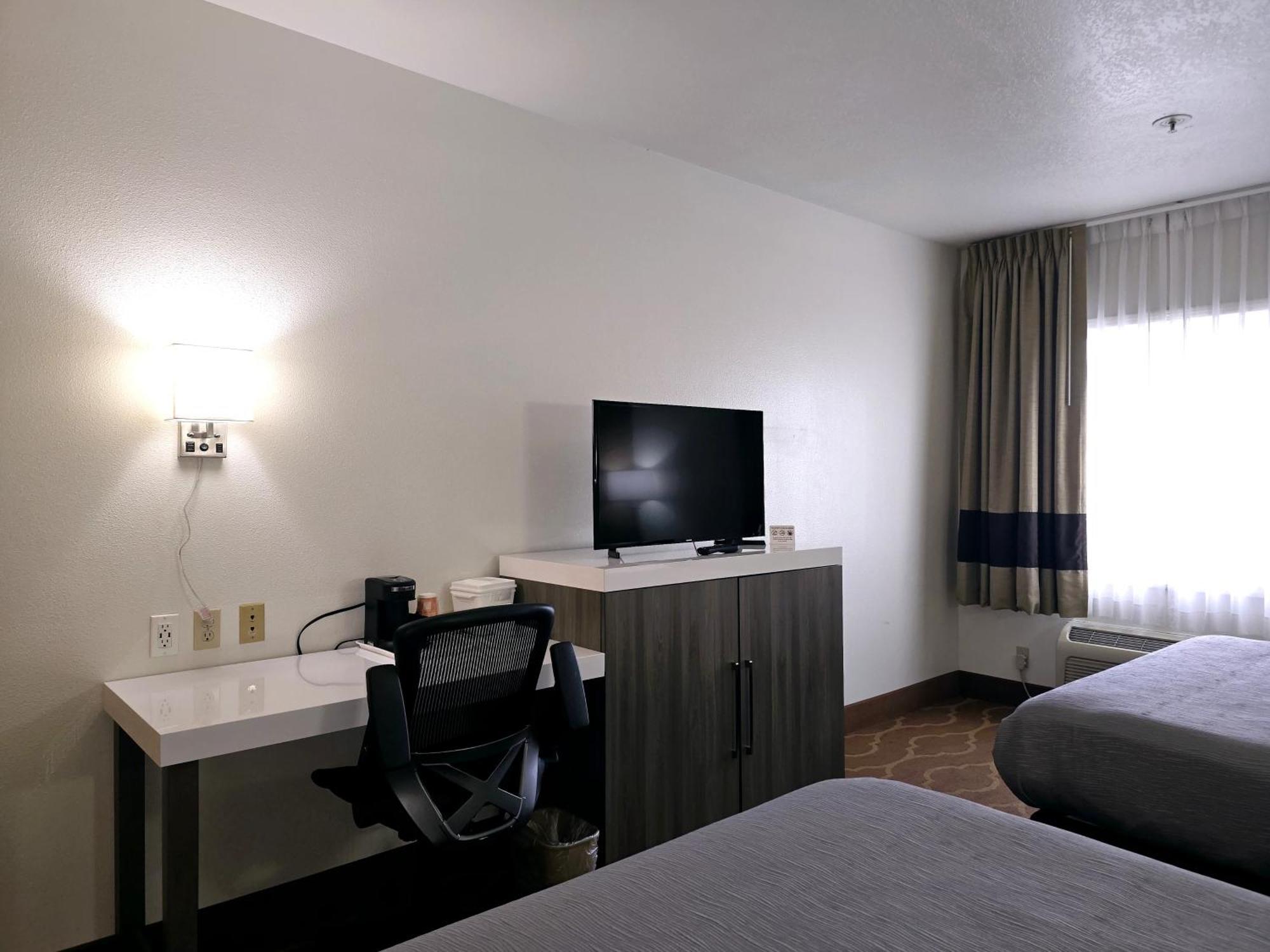 Quality Inn & Suites Longview Kelso Eksteriør billede