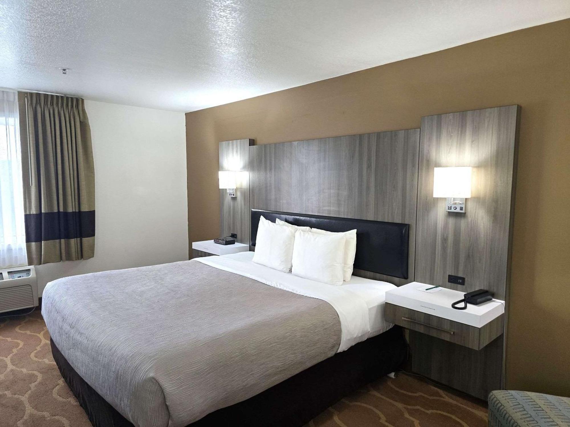 Quality Inn & Suites Longview Kelso Eksteriør billede